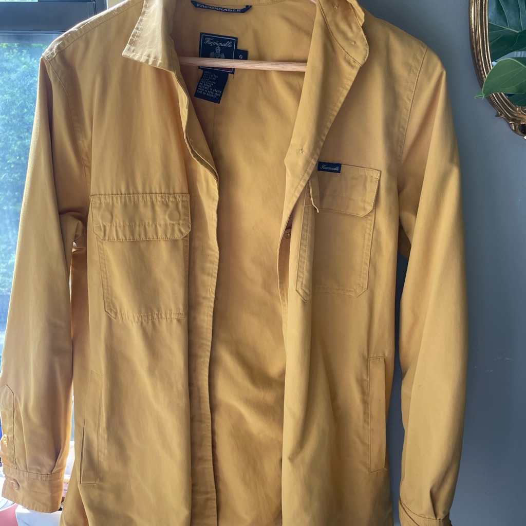 Facconable Yellow Light Jacket